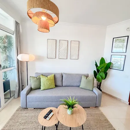 Apartment Cozy Flat With Sea Views La Torre